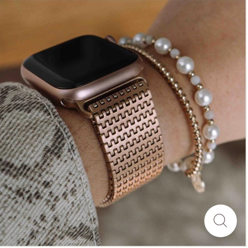 Rose Gold Metal Watch Band with Magnetic Closure for Apple Watch